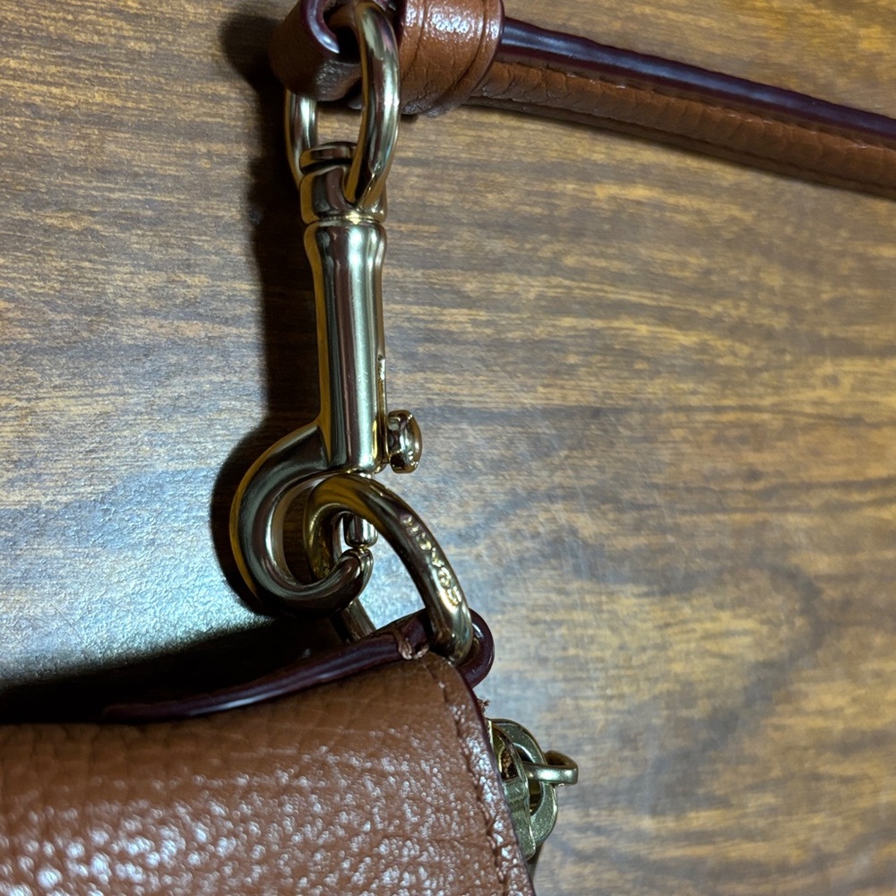 Coach New York E1957-58874 Brown Leather Shoulder Bag - Picture 6 of 9